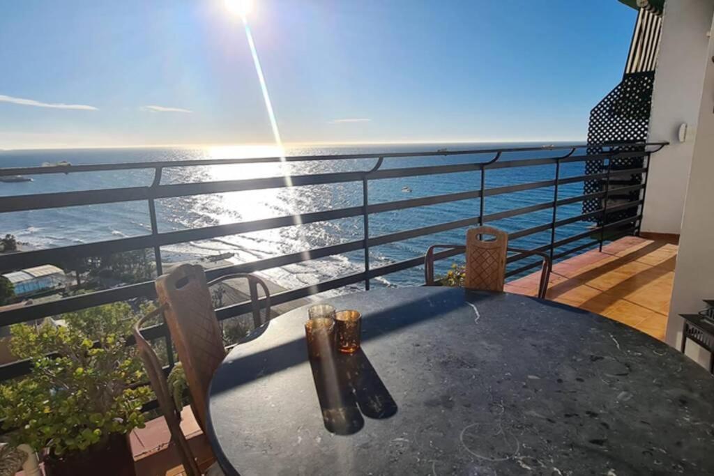 Apartamento Lujoso Y Moderno Vistas Panoramicas Al Mar Marbella Exteriör bild