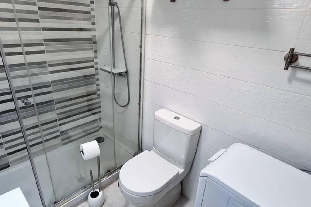 Apartamento Lujoso Y Moderno Vistas Panoramicas Al Mar Marbella Exteriör bild